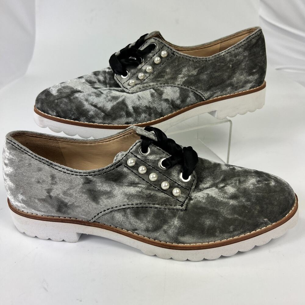 Karl Lagerfeld Women's Izzy II Velvet Oxford US 8 M Gray Velour Pearl lace shoes